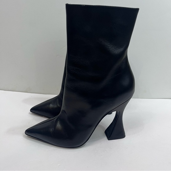 Steve Madden Vivy Black leather booties - Picture 5 of 10